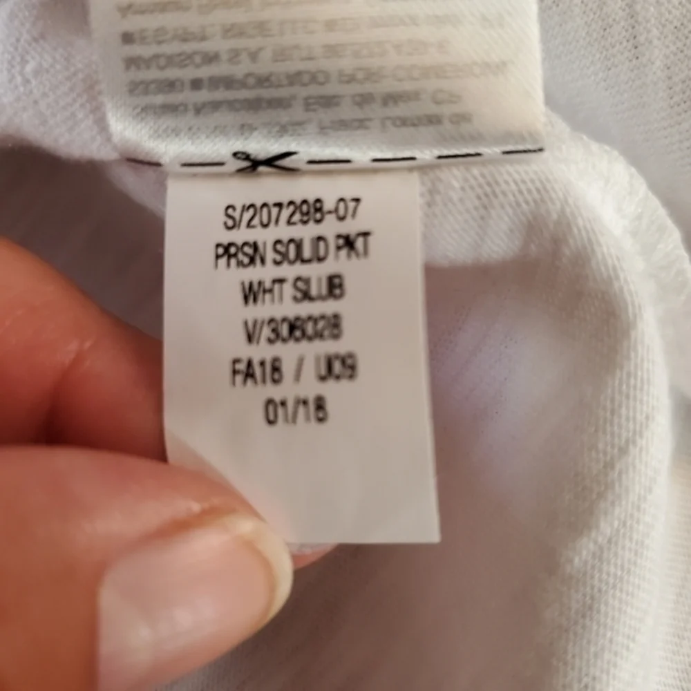 NWOT Old Navy short sleeves T-shirt